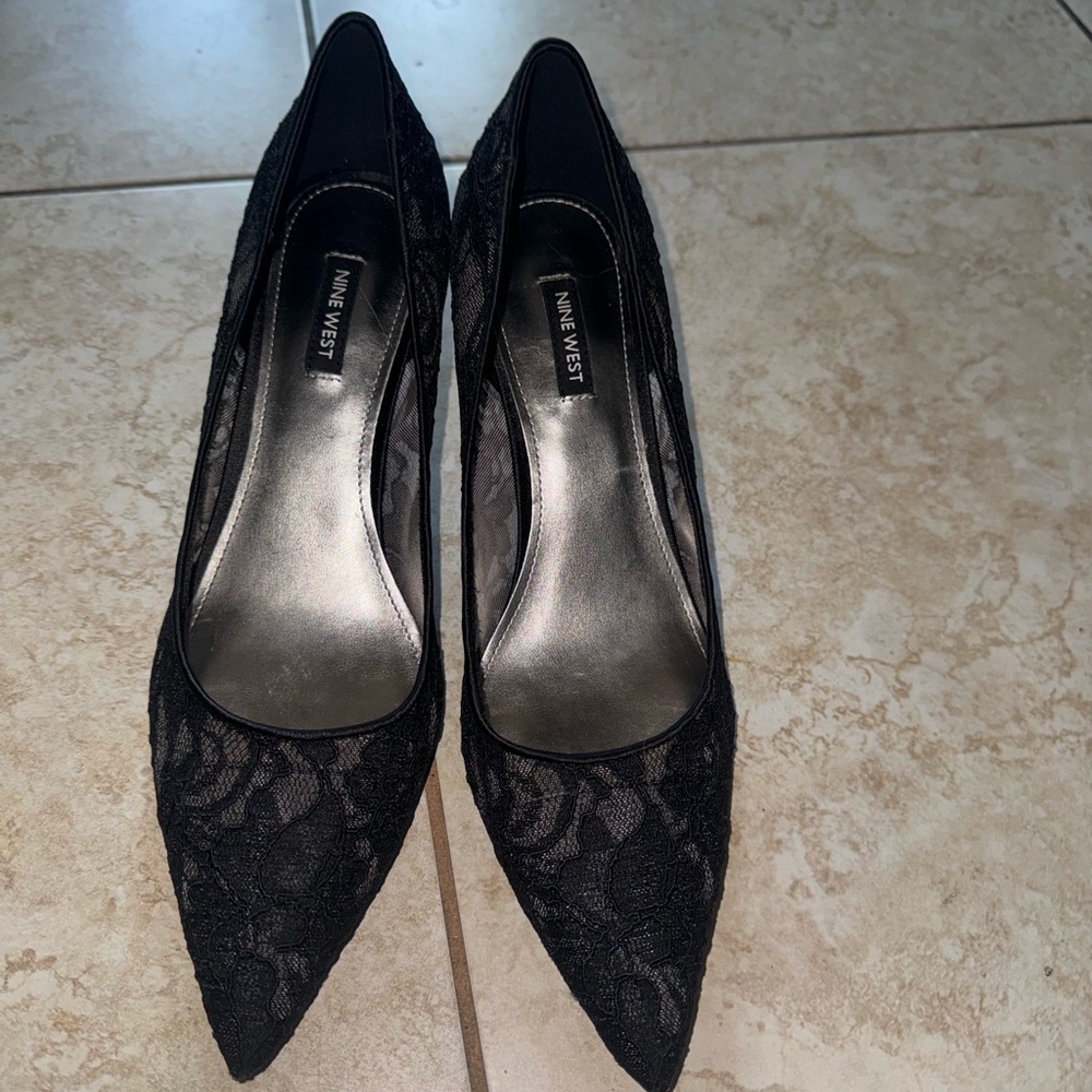 Almost Brand New Nine West Arlene Heels